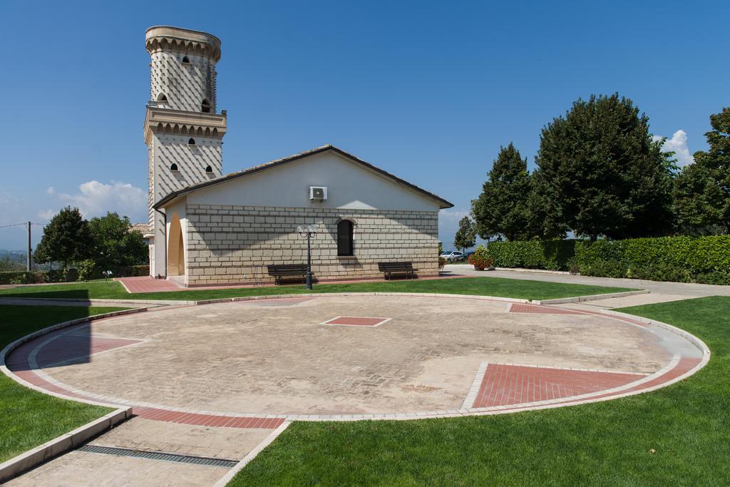 La Vecchia Torre Villa San Nicola Manfredi Bagian luar foto