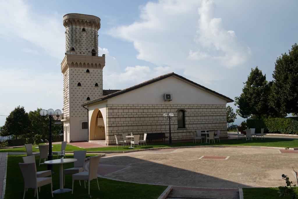 La Vecchia Torre Villa San Nicola Manfredi Bagian luar foto